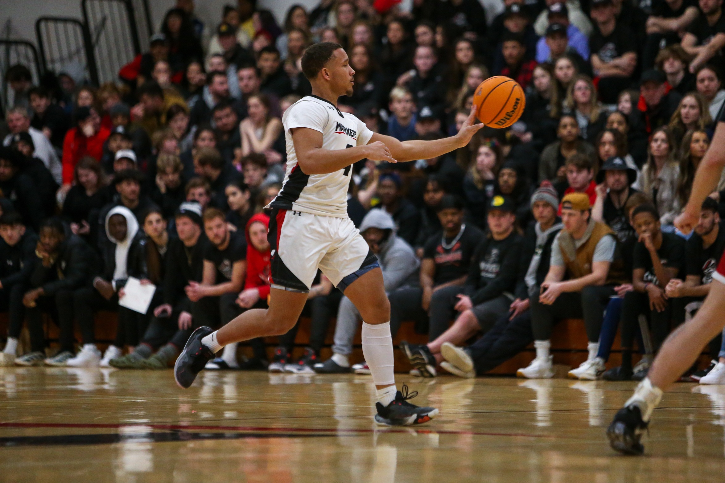 Men&rsquo;s Basketball Drops Season Opener to Camels