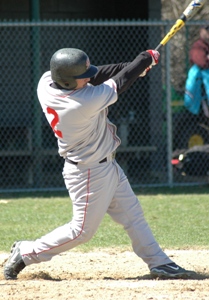 Baseball Splits Doubleheader With City College of New York