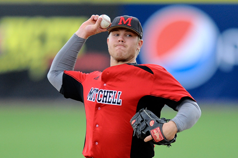 Baseball Pics Up Pair of Walk-Off Wins vs. SVC