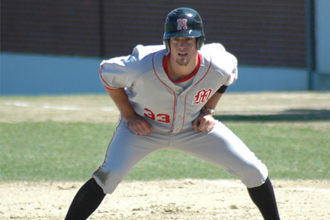 Mitchell Baseball Wins in Extra Innings and Advances in CUNY Championship