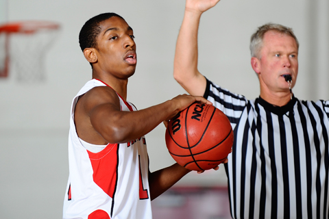 Elms Shoots Down MBB