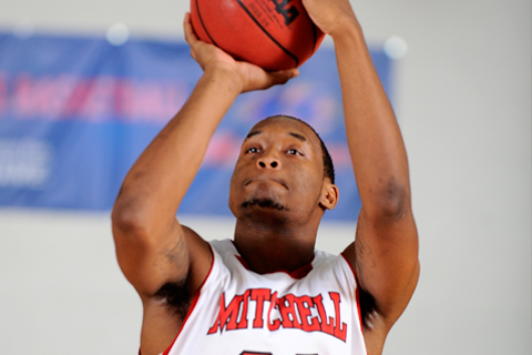 MBB Closes Out Regular Season with Win Over Wheelock