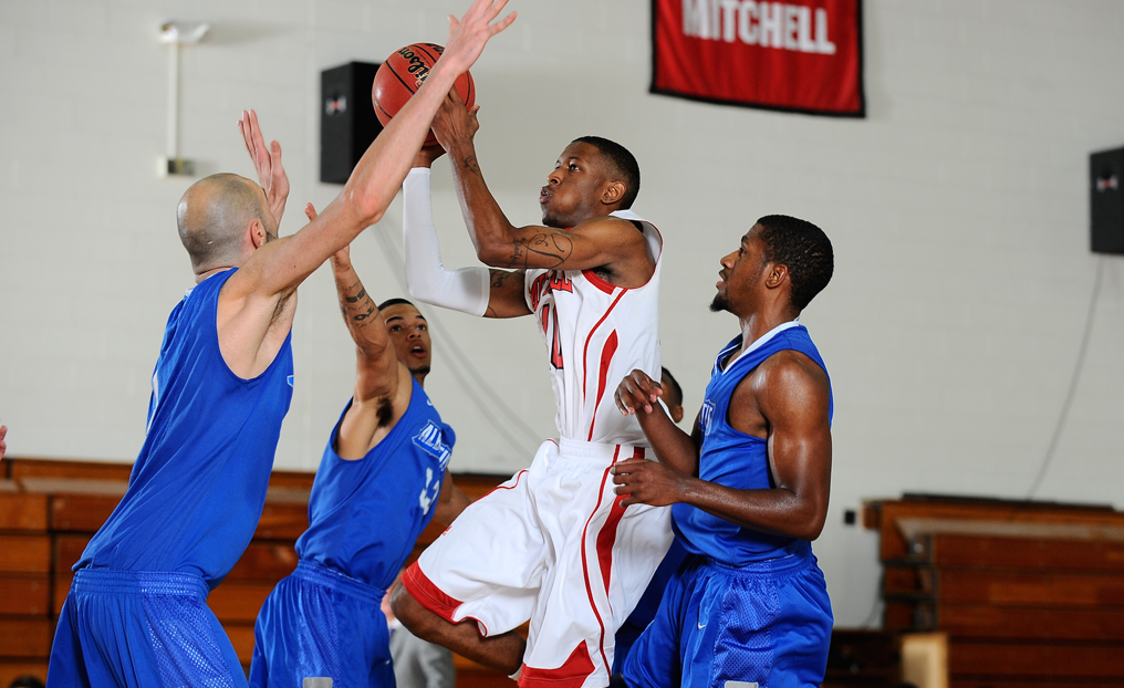 Late Three Pushes SVC Past Men's Basketball