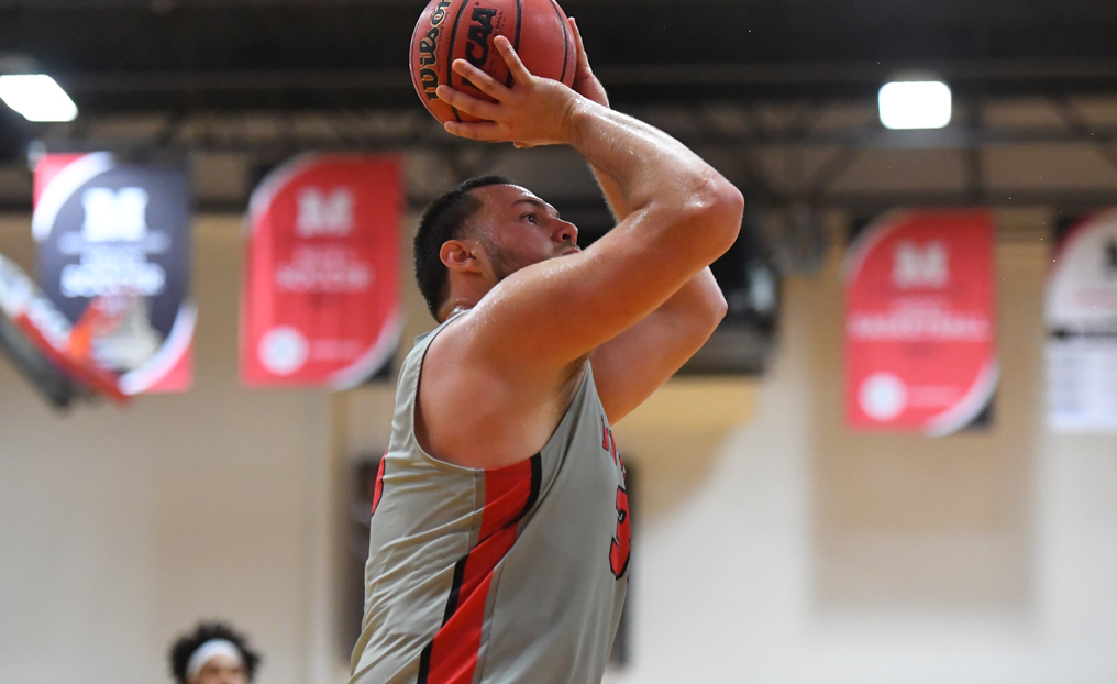 Santiago's Big Game Leads MBB Past Lesley