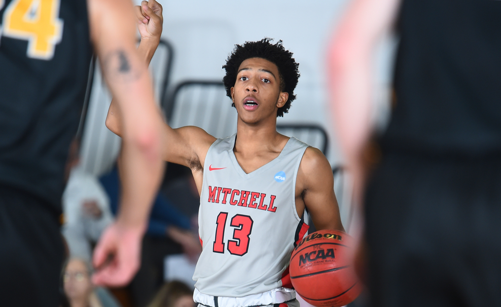 MBB Tops St. Joseph's For First Win