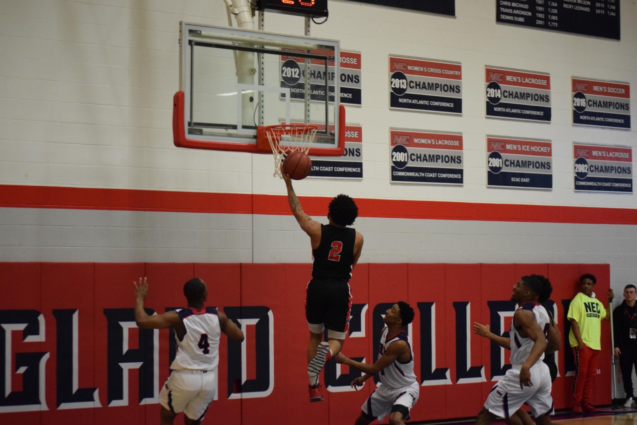 Last-Second Three Sinks Mariners in NECC Title Game