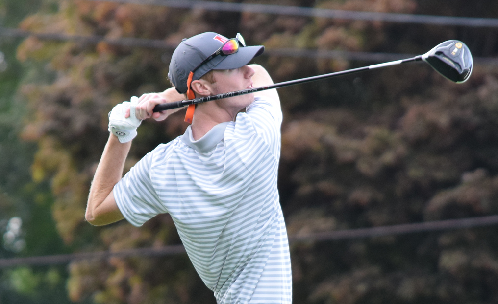 Men's Golf Closes Season with Home Win