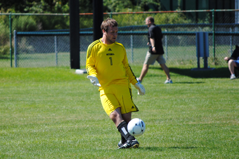Men's Soccer Battles Elms to Scoreless Draw