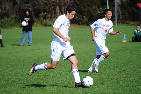 Men's Soccer Loses 1-0 in OT
