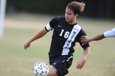 Men's Soccer Stumbles at Lesley
