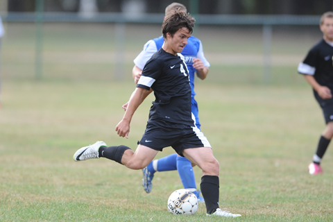 Surette Strikes Again to Lift Men's Soccer Past Becker
