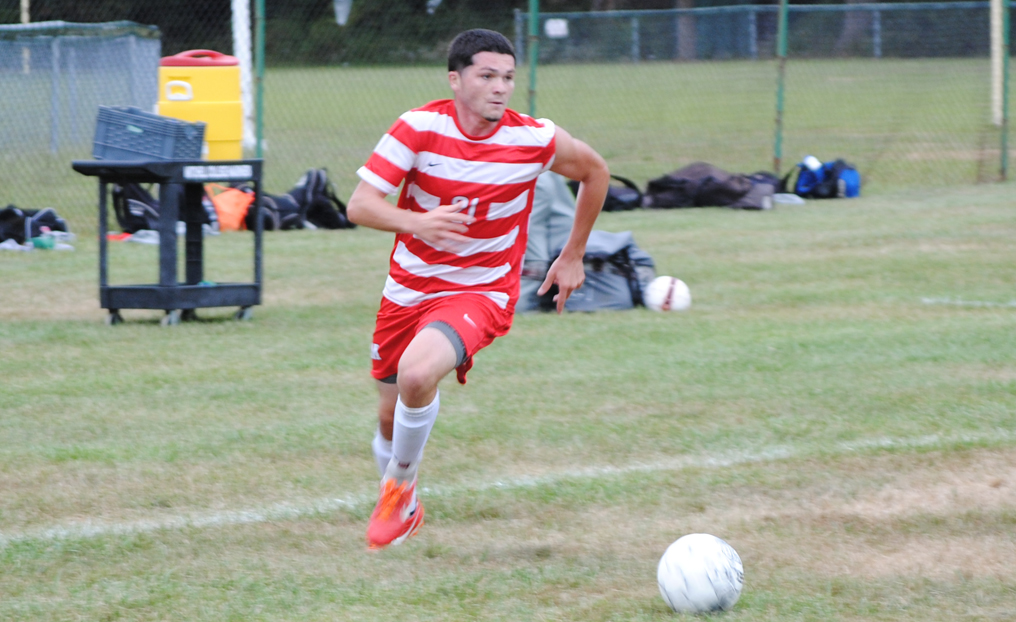 Men's Soccer Can't Make Up Deficit vs. Lesley