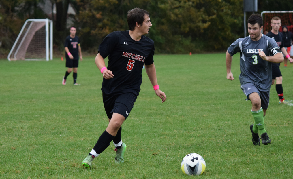 Men's Soccer Holds On vs. Lesley