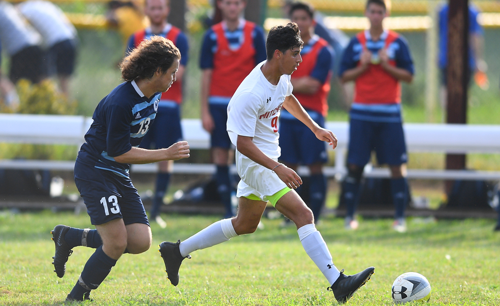 Men's Soccer Edges Elms Late