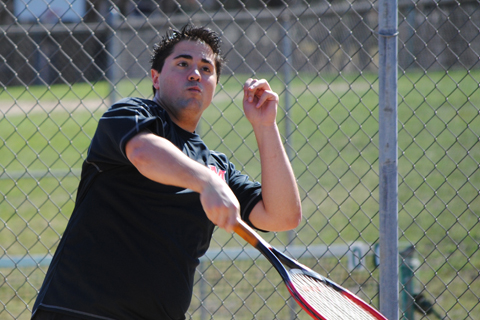 All Mariners Advance on First Day of NECC Men's Tennis Championship