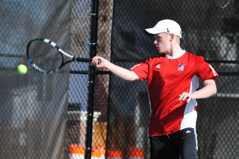 Tennis Tops Becker 8-1