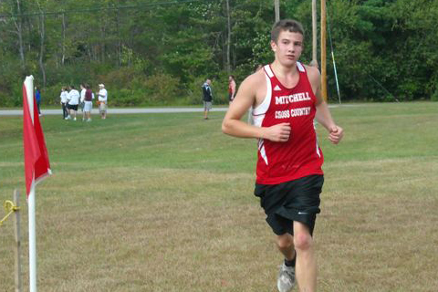 XC Teams Run at Conn College Invitational
