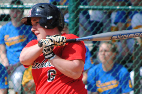 Softball Sweeps Lyndon State in Home Opener