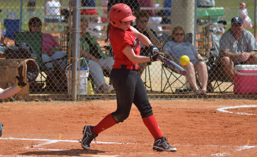 Softball Rallies for Split at Elms