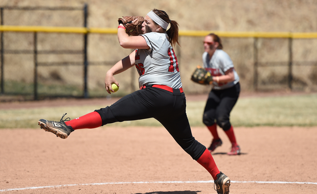 Softball Drops Pair of One-Run Games at Regis