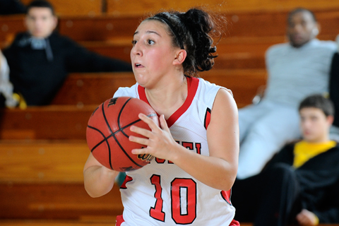 WBB Stumbles at Conn College