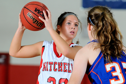 Women's Hoops Drops Season Opener at Coast Guard