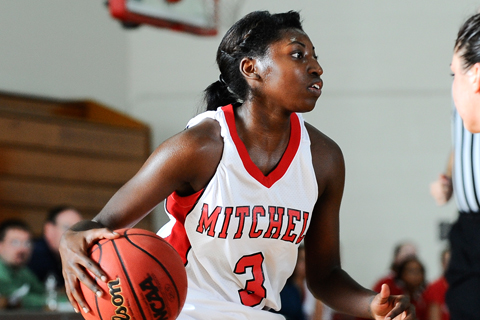 WBB Falls to Regis