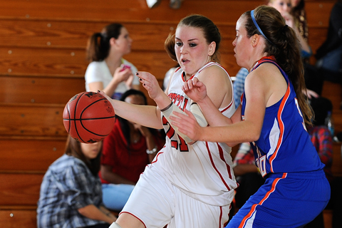 WBB Knocks Off Wheelock for Ninth Straight Win