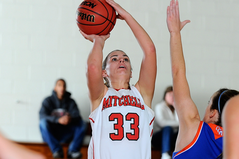 Second Half Push Fuels WBB's Win Over Newbury