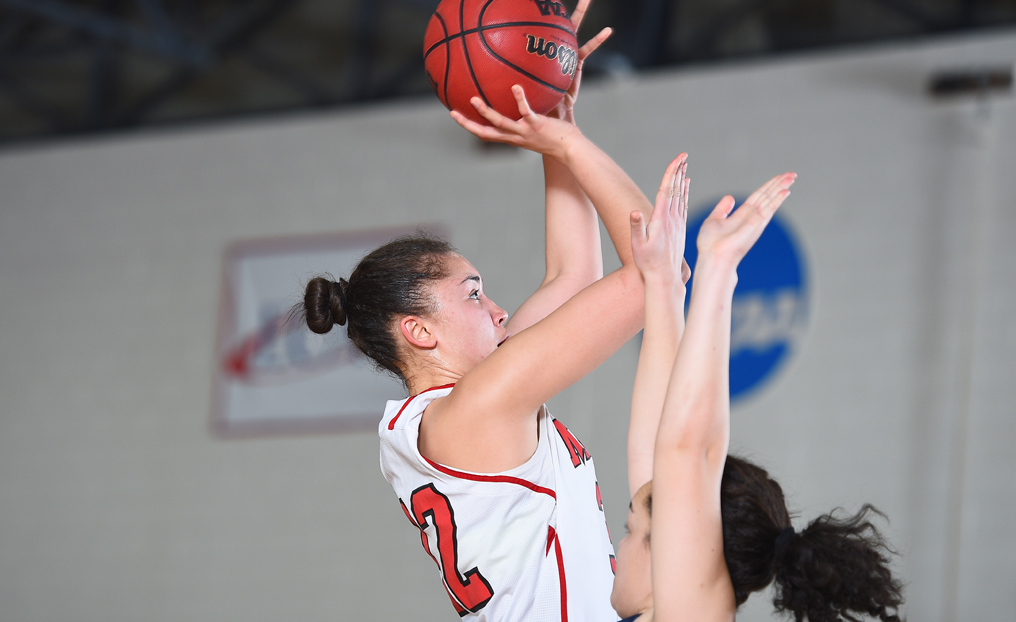 WBB Falls Short in Season Opener at Albertus Magnus