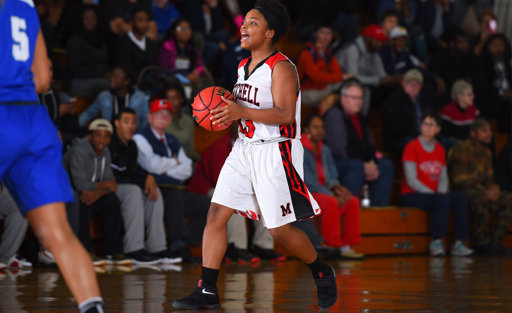 Quick Start Leads Regis Past WBB