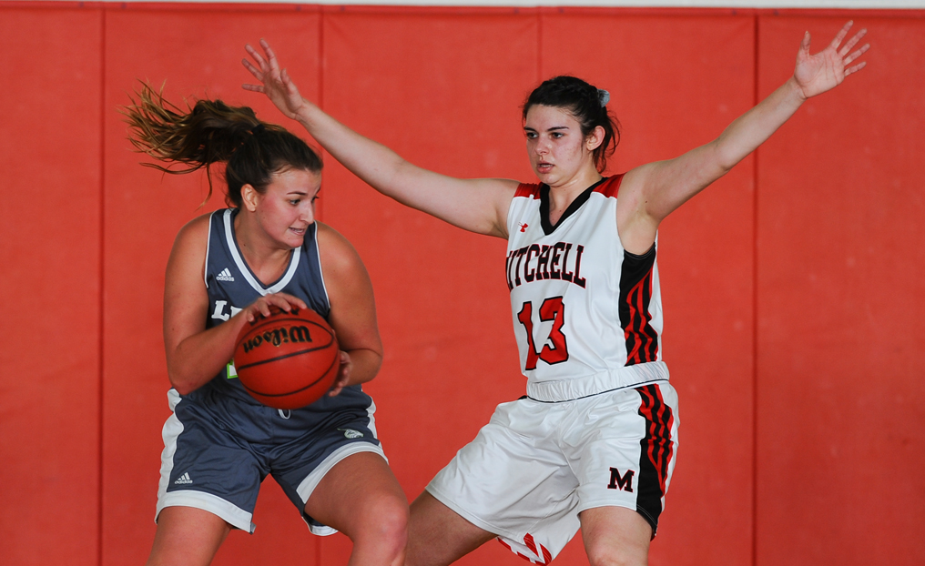 WBB Picks Up Road Win at SVC