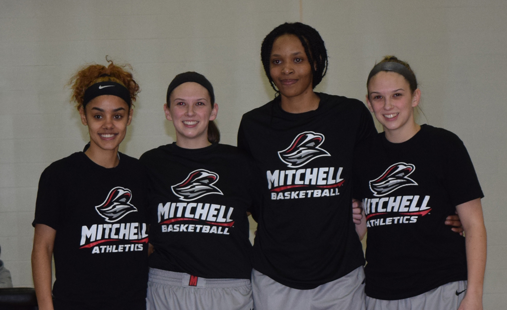 WBB Takes Down Becker on Senior Night
