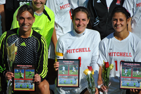 Women's Soccer Blanks Wheelock, 7-0