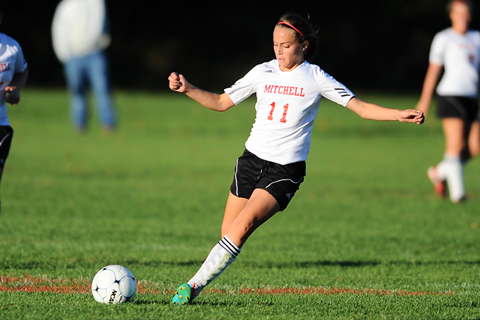 Women's Soccer Falls Short at Becker