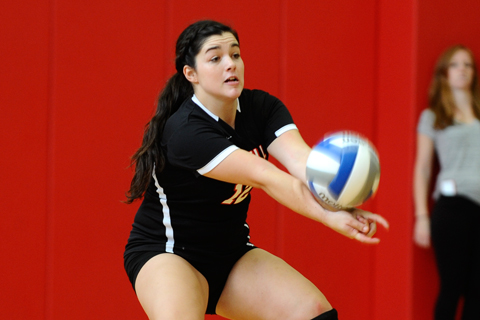 Volleyball Falls 3-0 to Becker