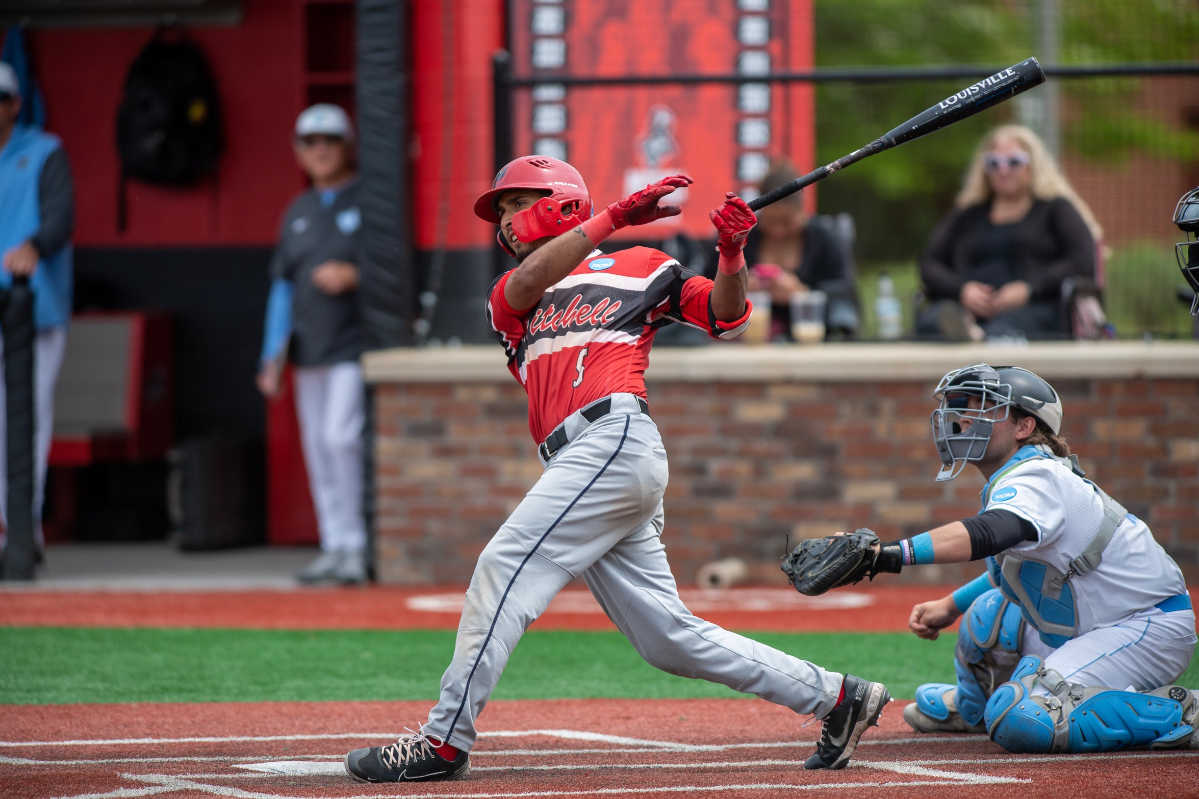 Gilblair Earns Pair of Wins in Head Coaching Debut for Mariners Baseball Team
