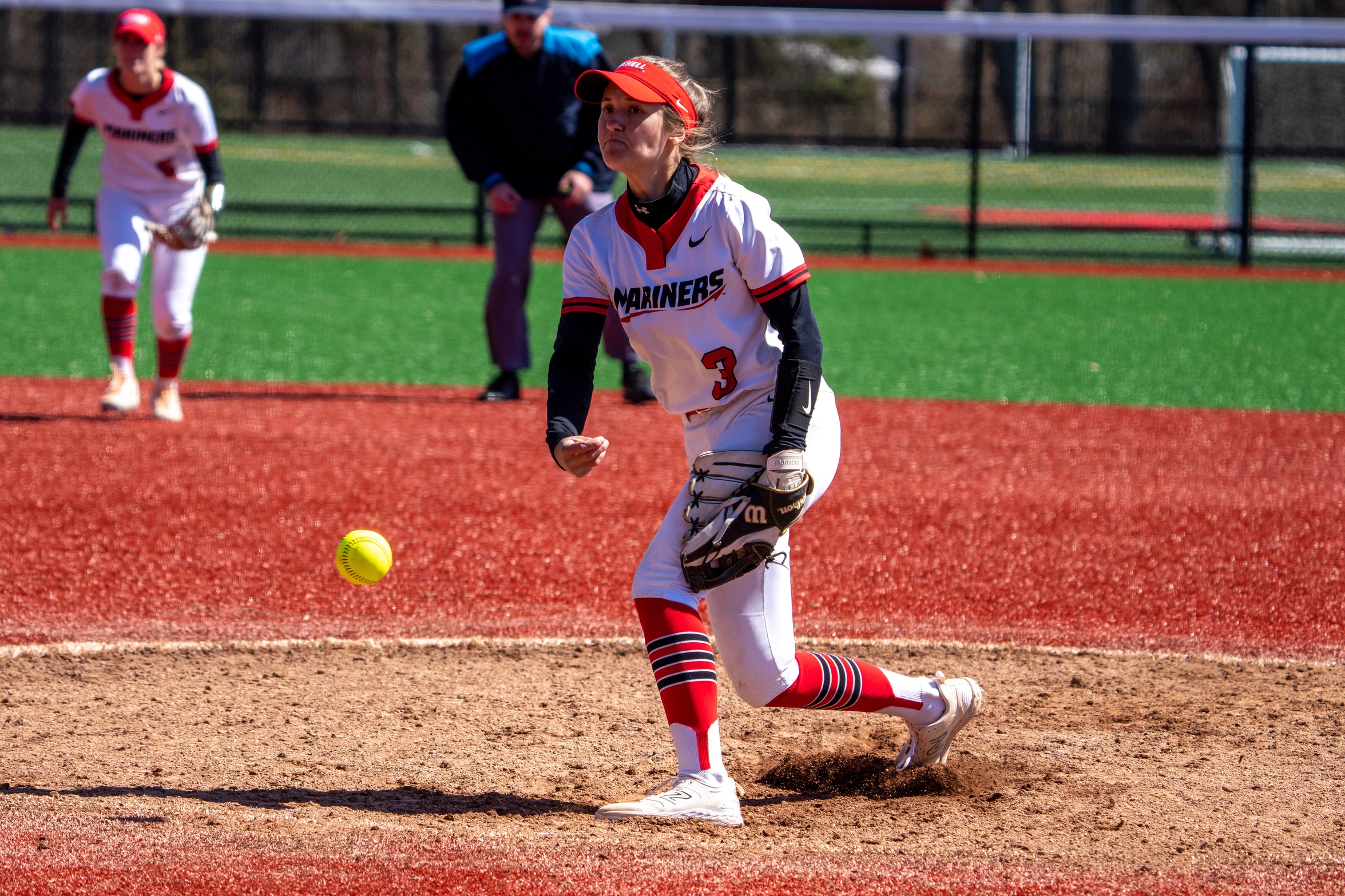 Softball Swept in Season Opening Doubleheader
