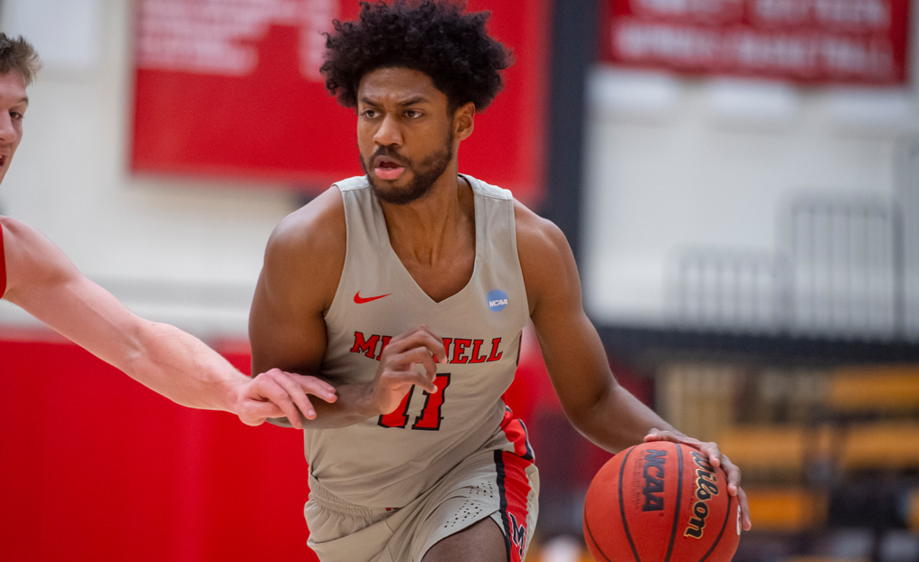 Big Second Half Pushes MBB Past Colby