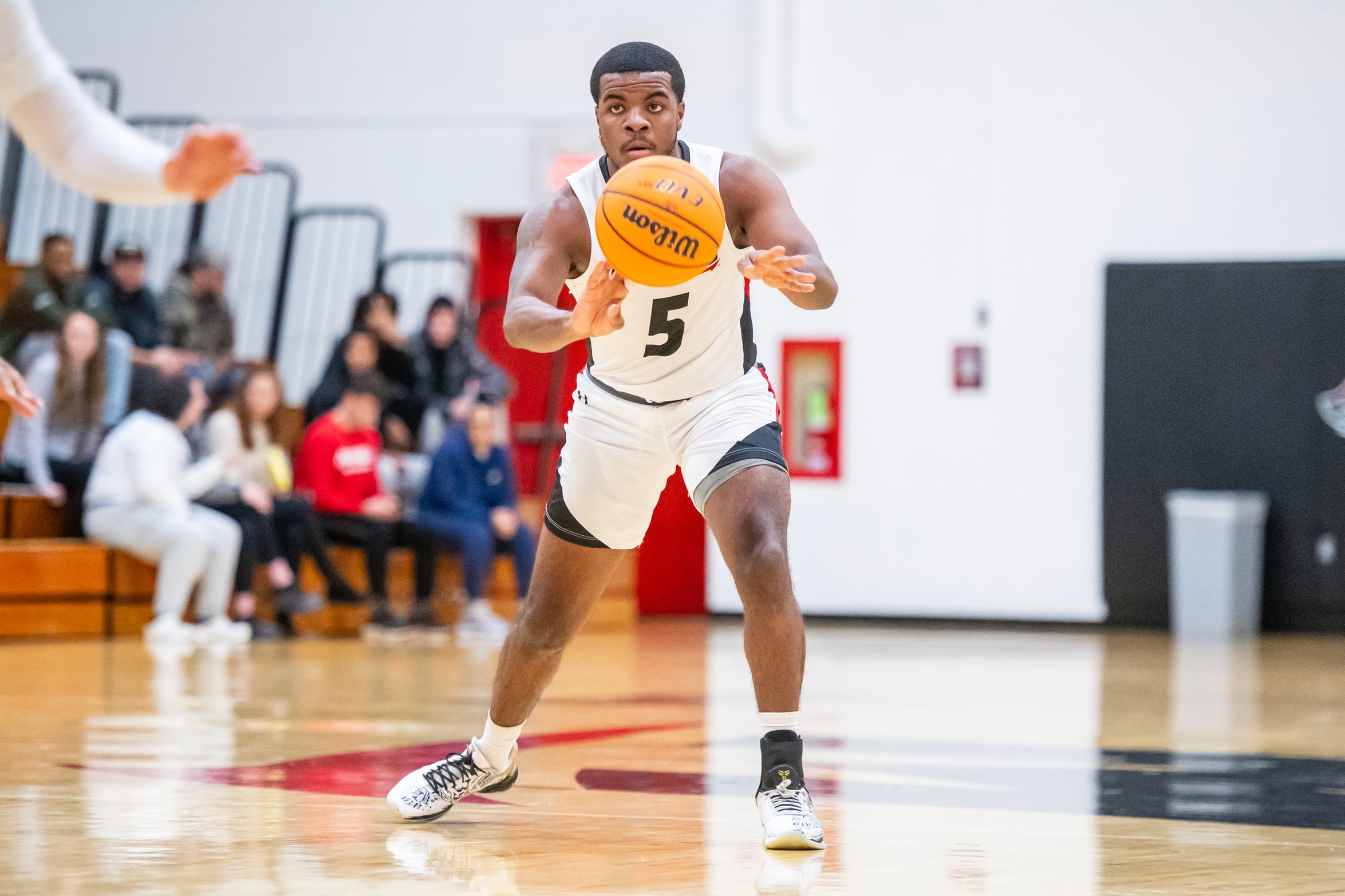 MBB Downs St. Joseph's for Fourth Straight Win