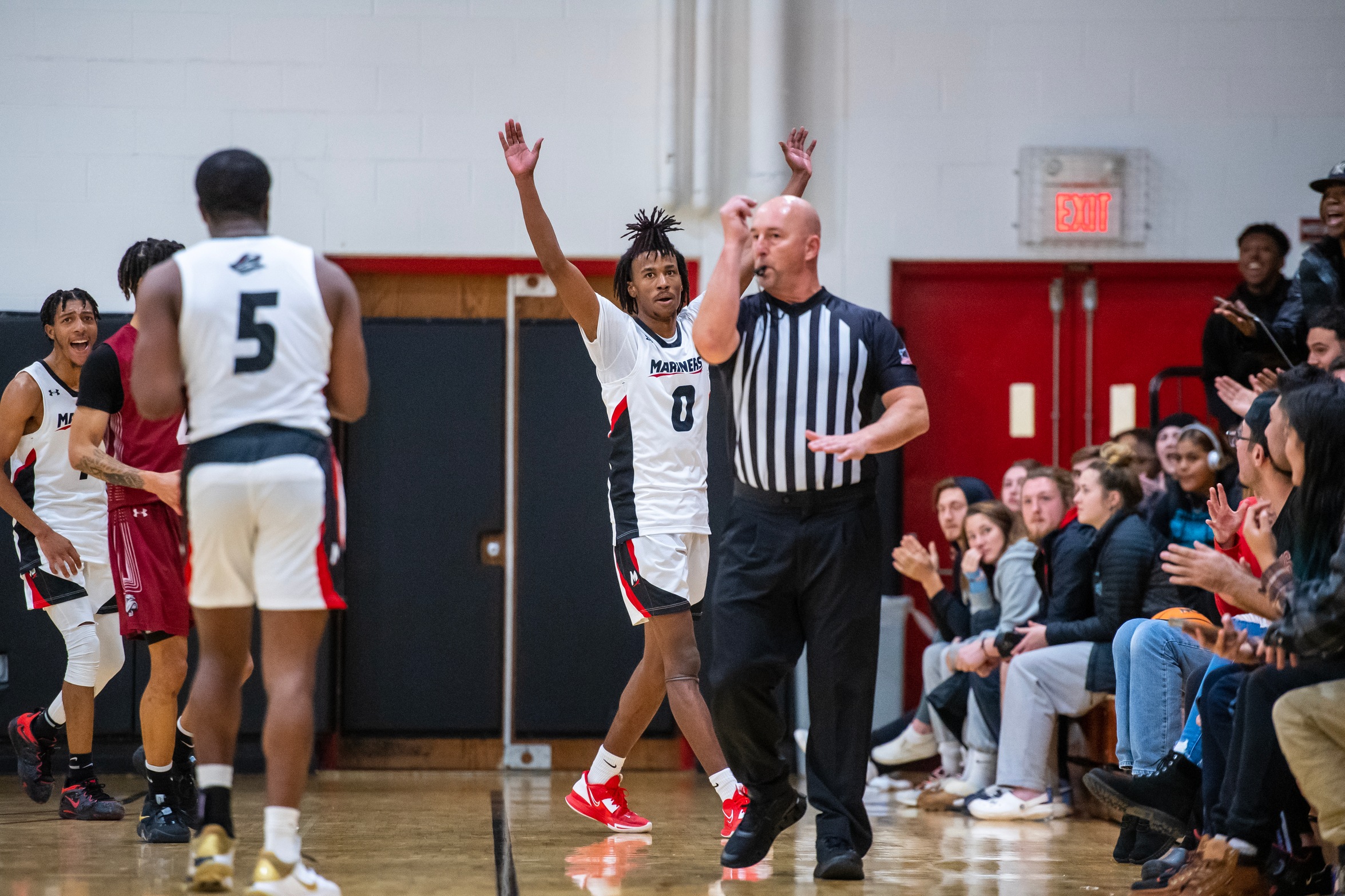 MBB Soars Past Lesley and Into NECC Title Game