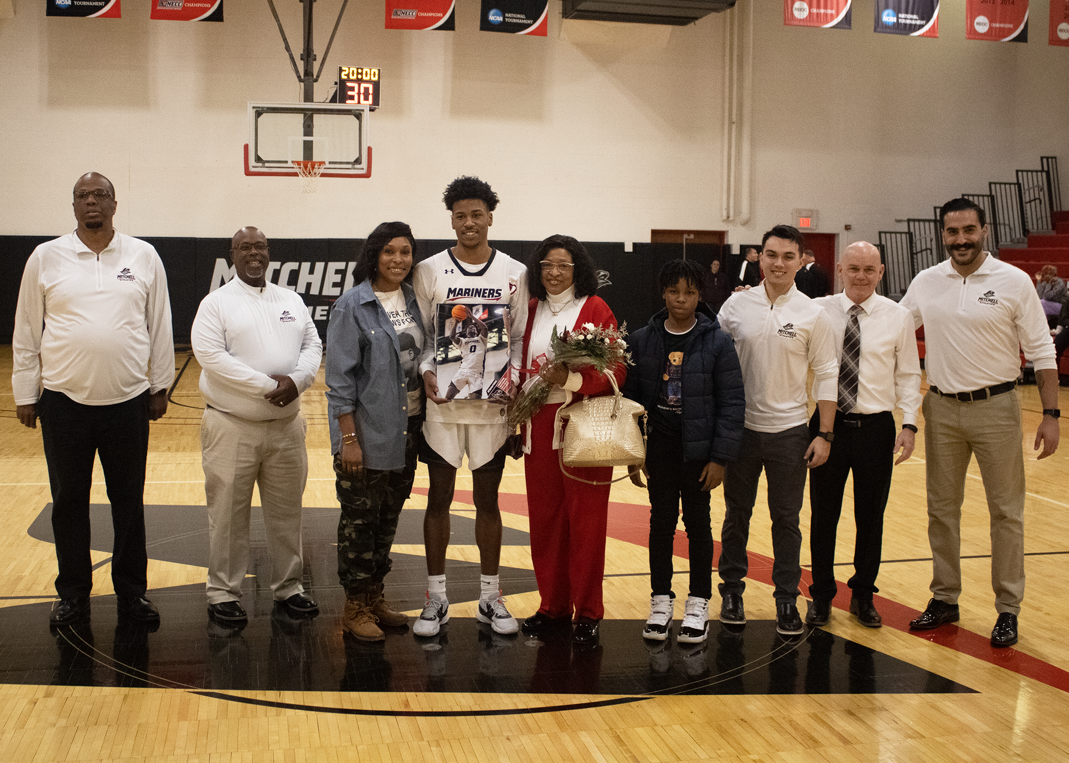 Pollard's 24 Not Enough as Men's Basketball Falls on Senior Day