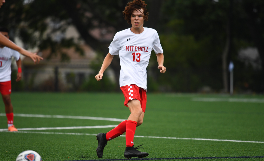 Men's Soccer Can't Overcome Penalties vs. Conn