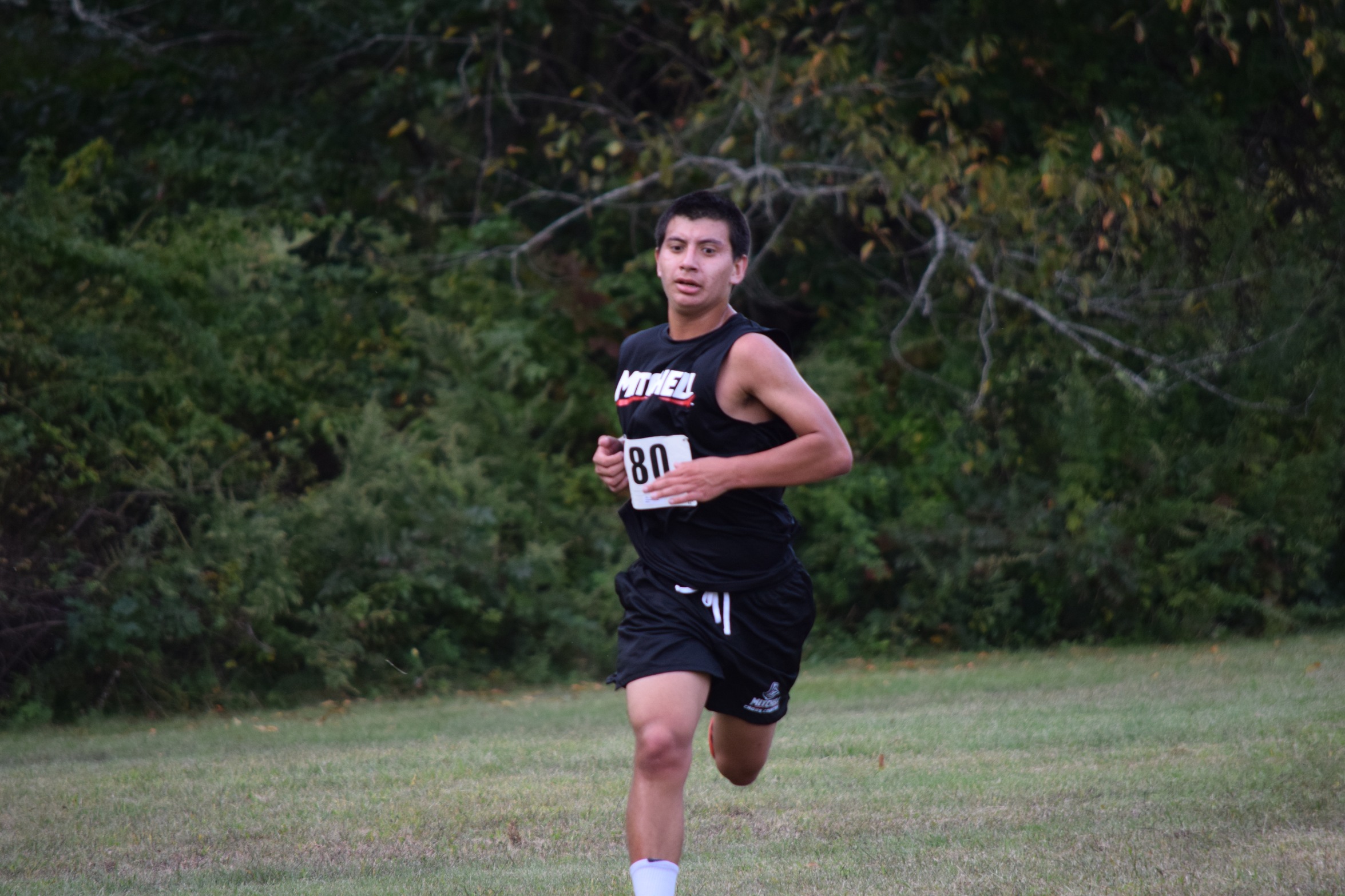 Hecker Races to Second Place Finish at Mitchell Invitational