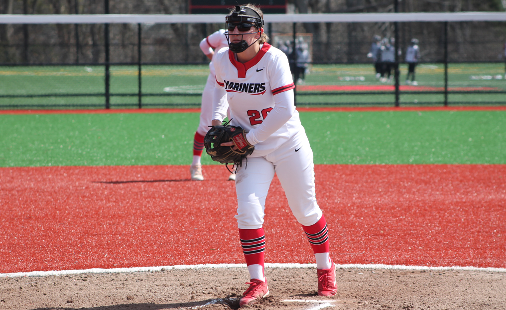 Softball Sweeps Roger Williams