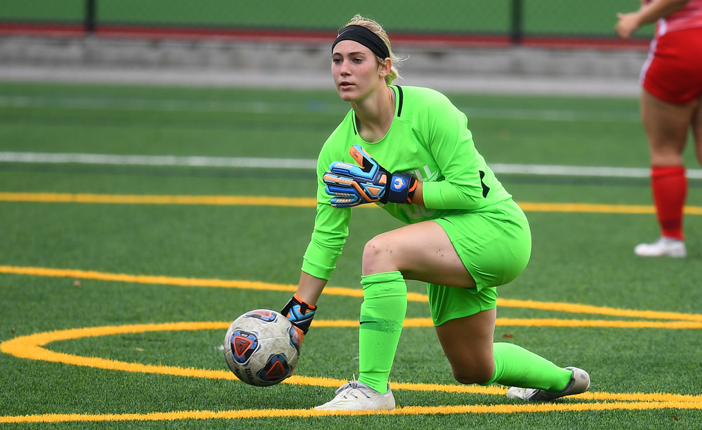 Women's Soccer Tops ENC in Regular Season Finale