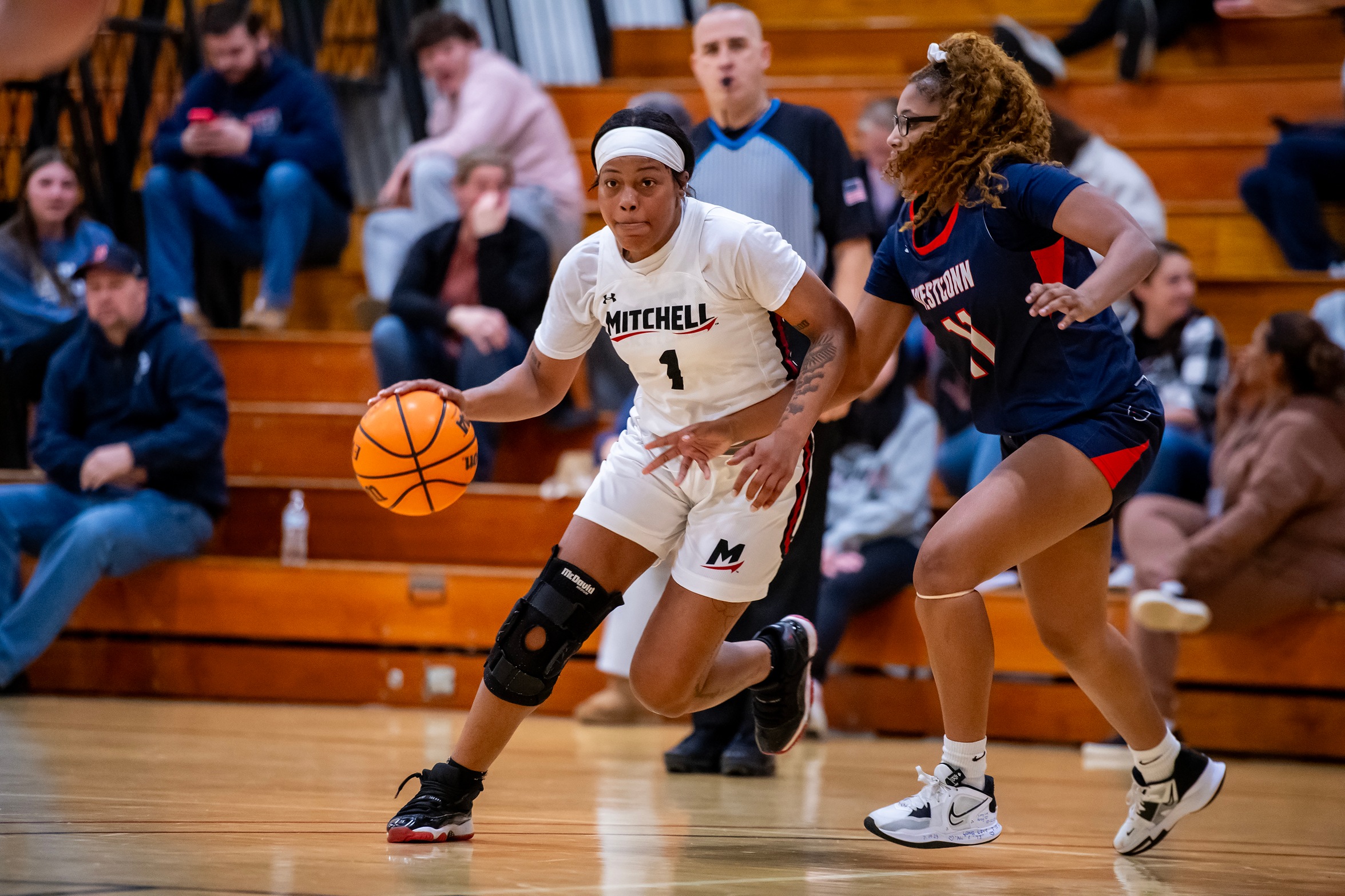 Comeback Falls Short for Women&rsquo;s Basketball at Salve